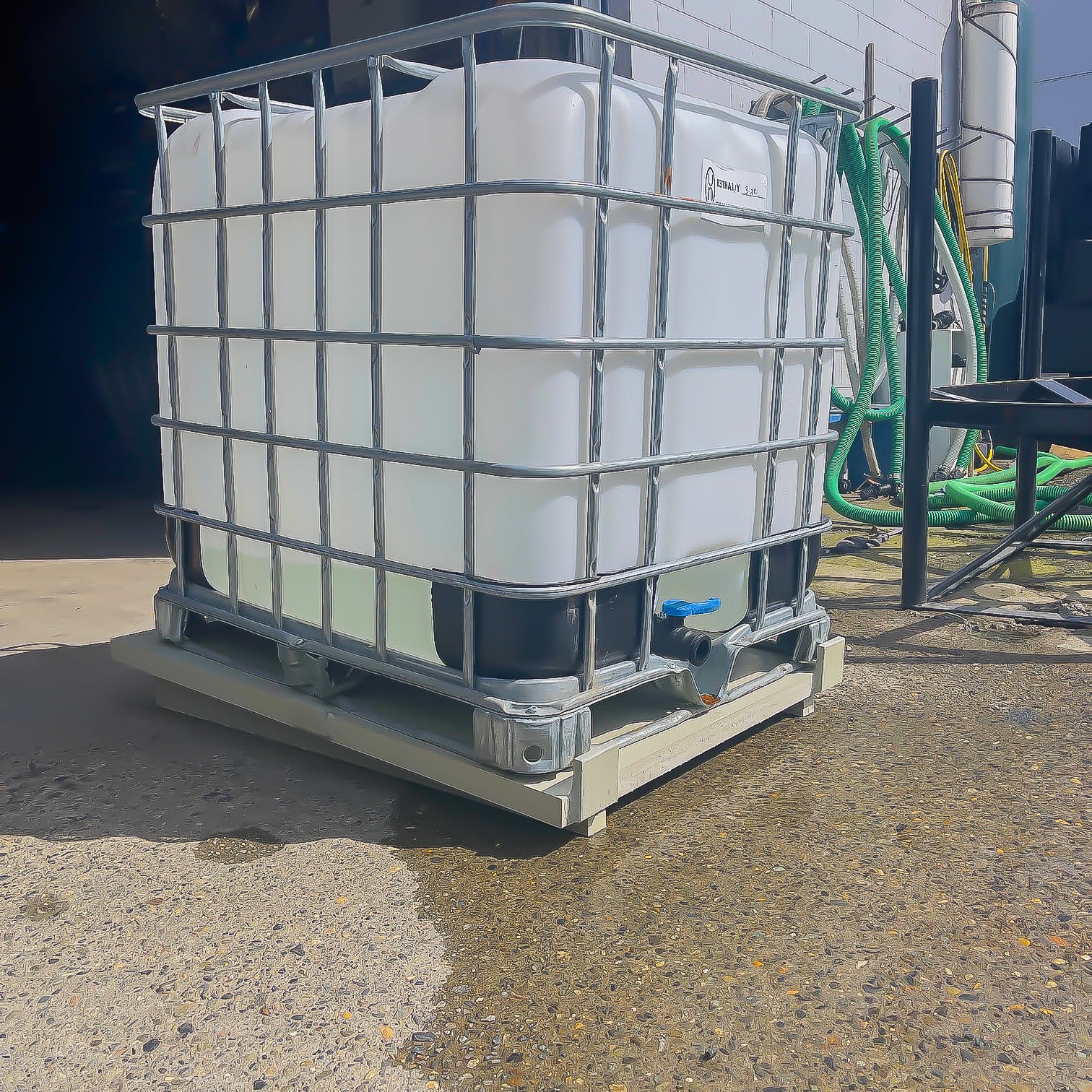 IBC Tote Sloped Dispensing Stand BARR Plastics