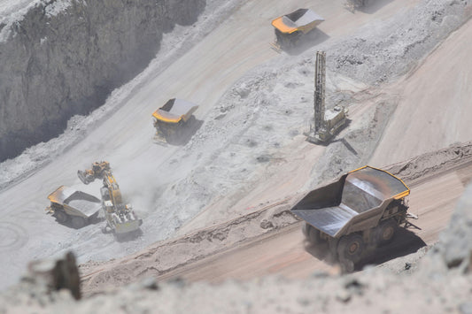 Controlling Haul-Road and Gravel-Road Dust: Brine Systems for Mine and Municipal Roads